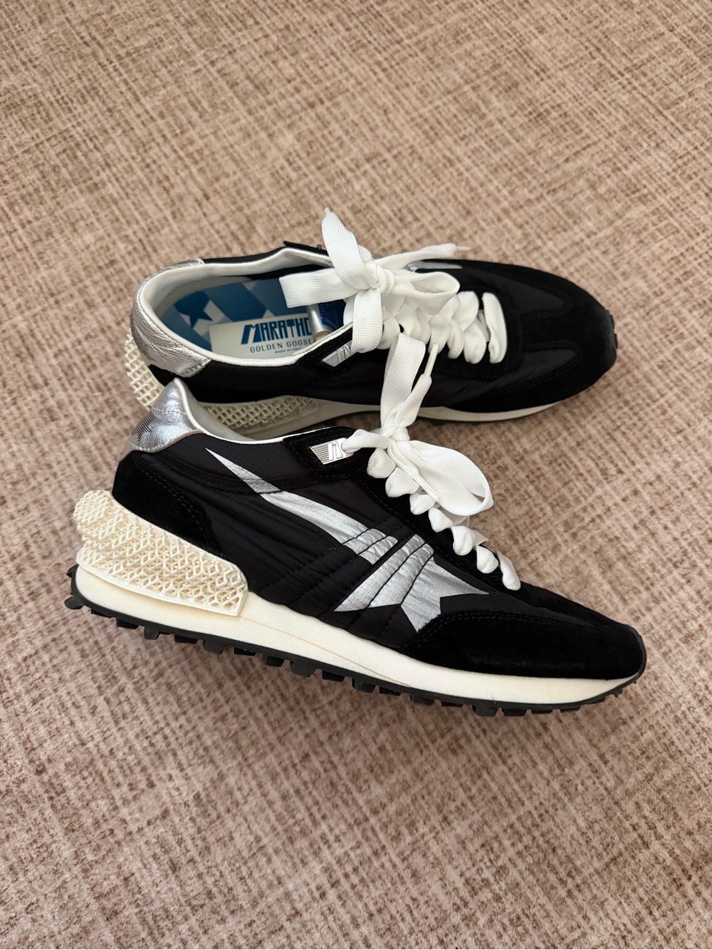 Golden Goose Sneakers